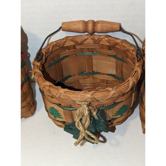 26" Wrought Iron Stand 4 Baskets Christmas Hand Woven Tree - Picture 9 of 12